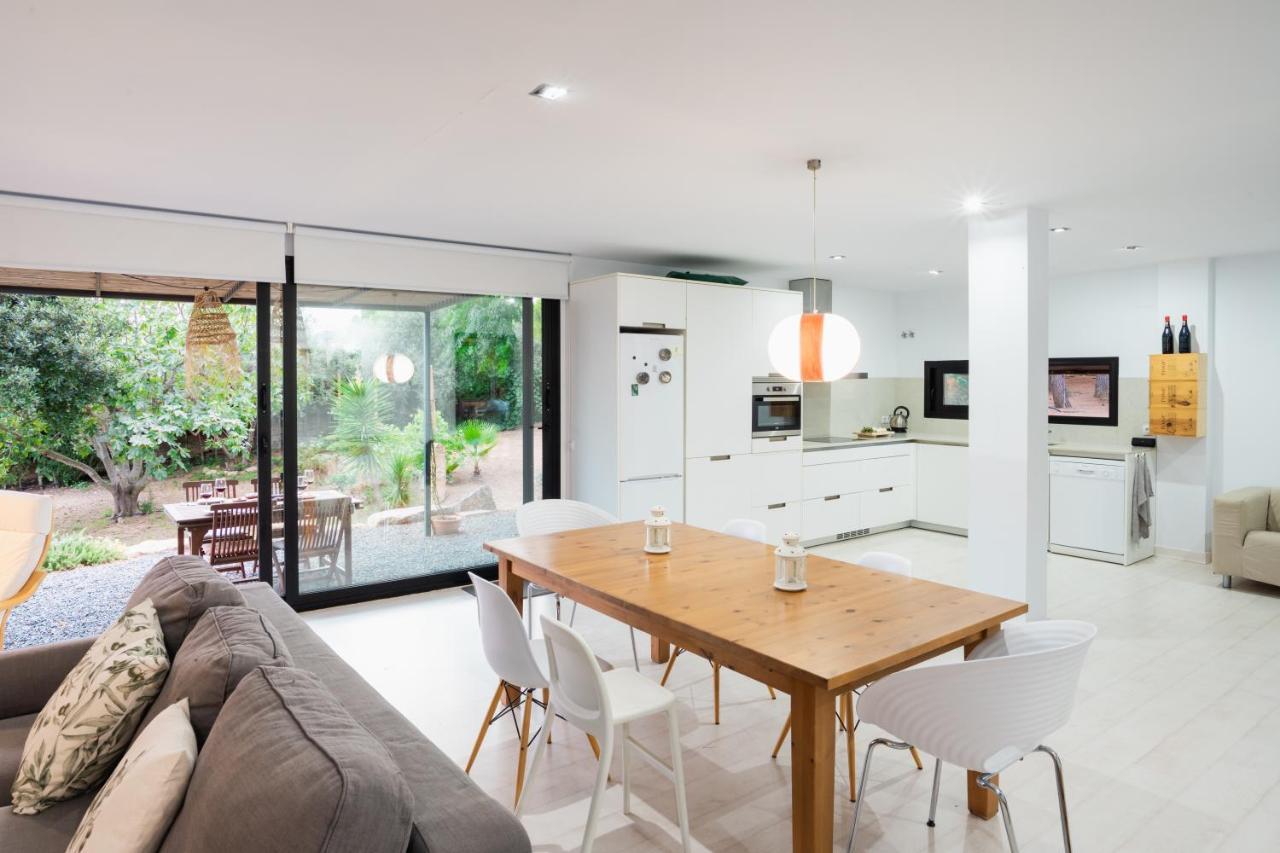 アルコベル Menta House Preciosa Eco-Casa Con Gran Jardin Y Barbacoaヴィラ エクステリア 写真